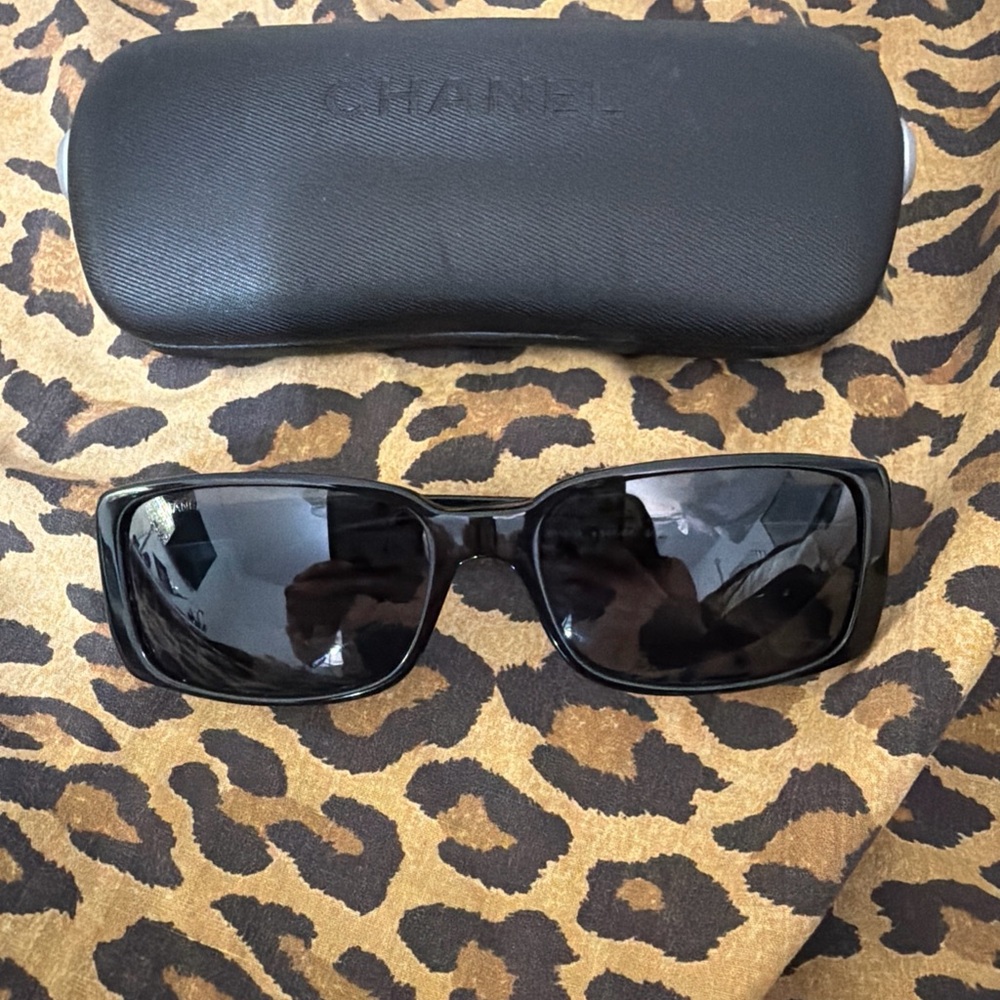 CHANEL Black Rectangular Sunglasses - image 2